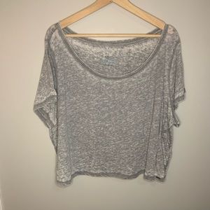 3/20$ Women’s size “3”  Gray “heather” short T-shirt.
